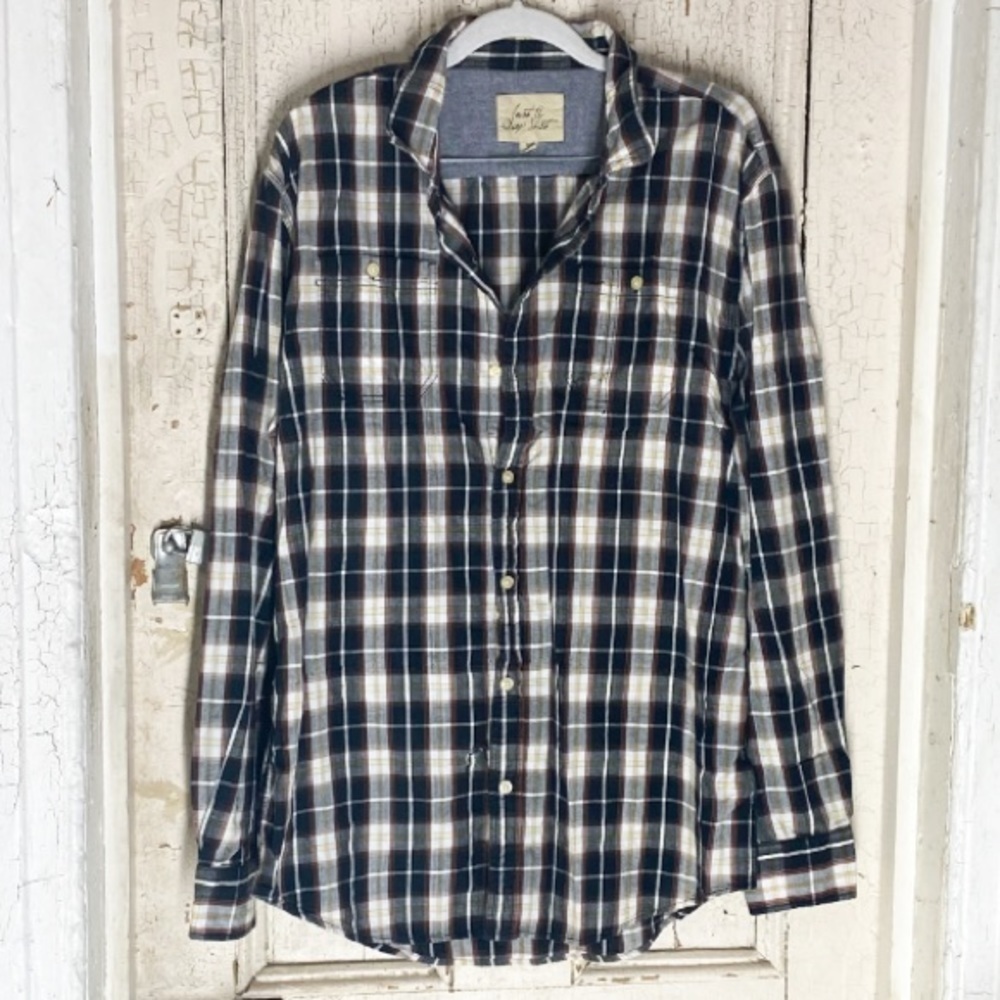 Plaid button up distressed casual shirt xl